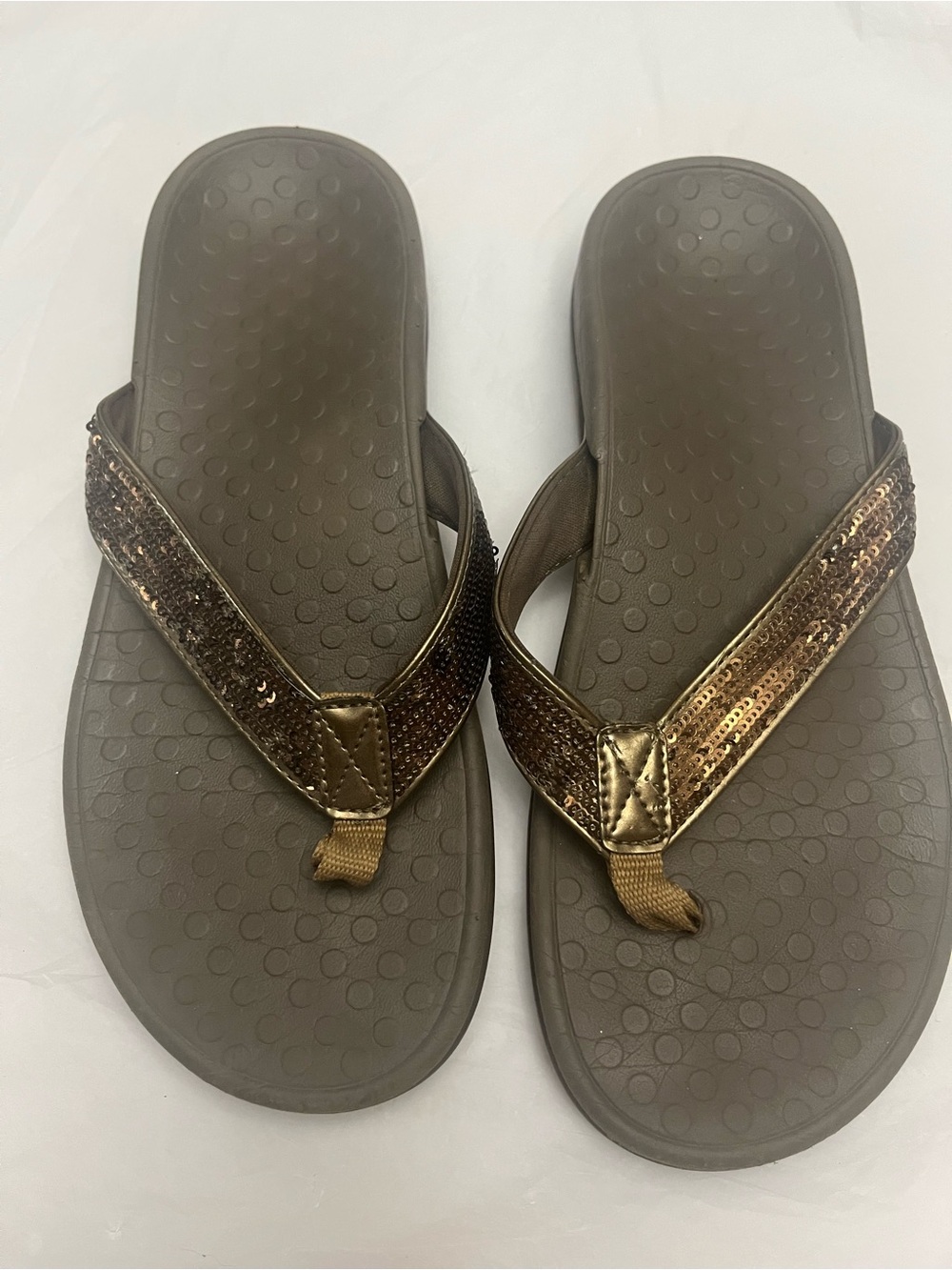 Vionic Bronze Sequin Strap Flip-Flop Sandals